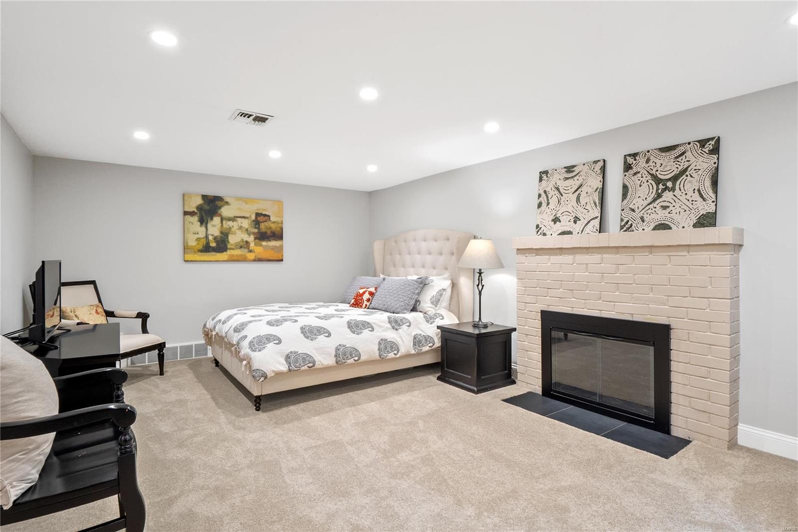 Clayton Gardens - Residential