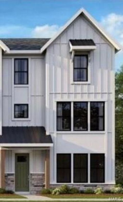 16580 Honey Locust Drive 12-301 Chesterfield MO 63017