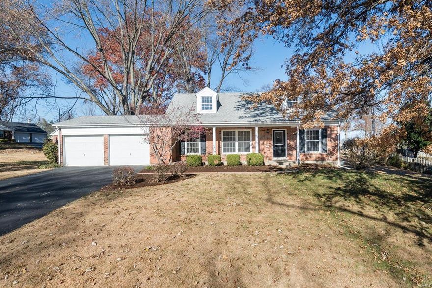 Completely rehabbed, 5 bedroom home located in Rockwood school district sitting on a large, level corner lot. This home has it all! Beautifully updated kitchen including all new stainless steal appliances, Corian Counter Tops with Custom Cabinets.  Open Floor Plan with Hardwood floors throughout, Main Floor Master Bedroom, updated bathrooms with ceramic tile & custom vanities. New light fixtures throughout.