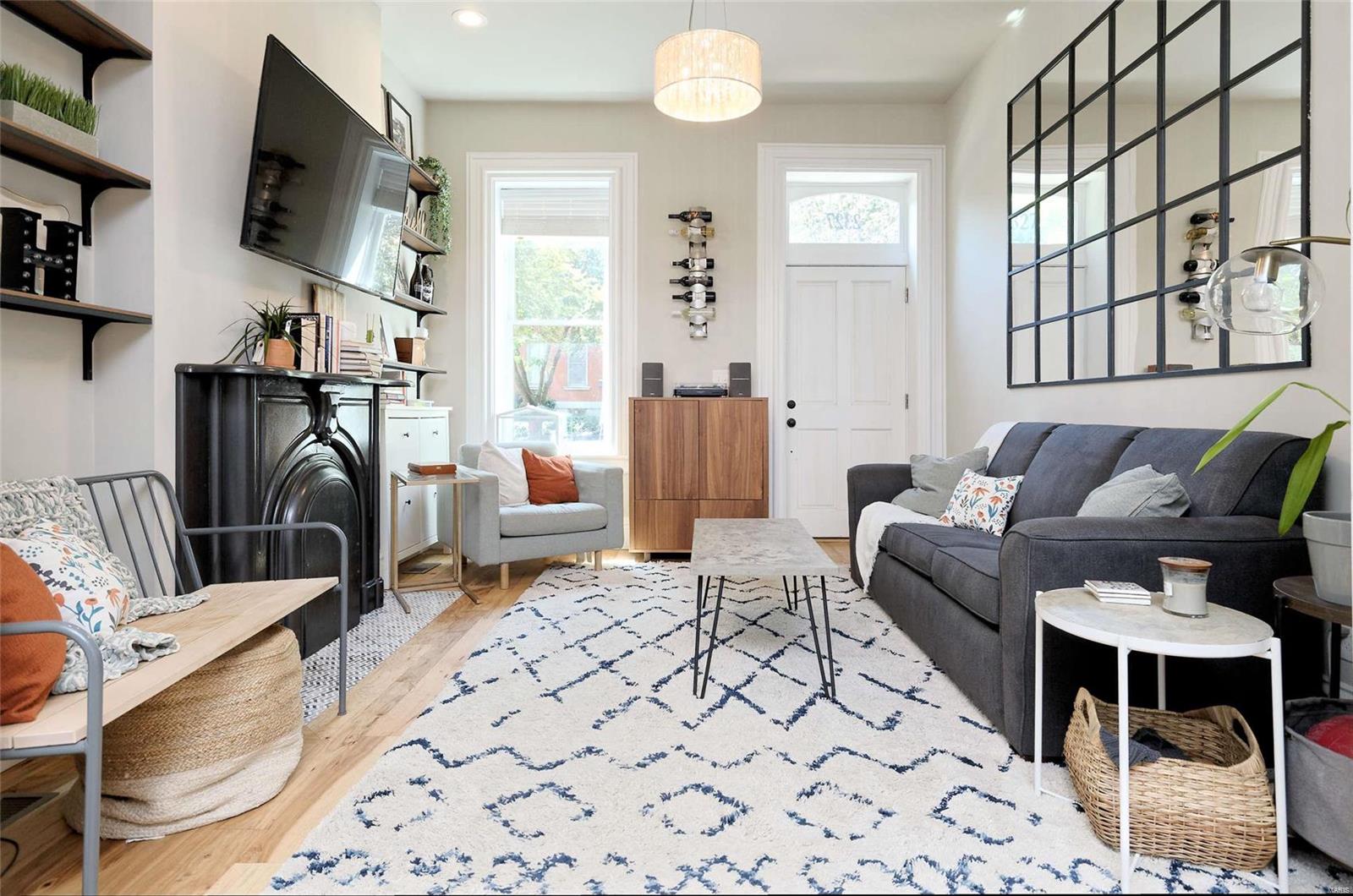 Lafayette Square - Residential