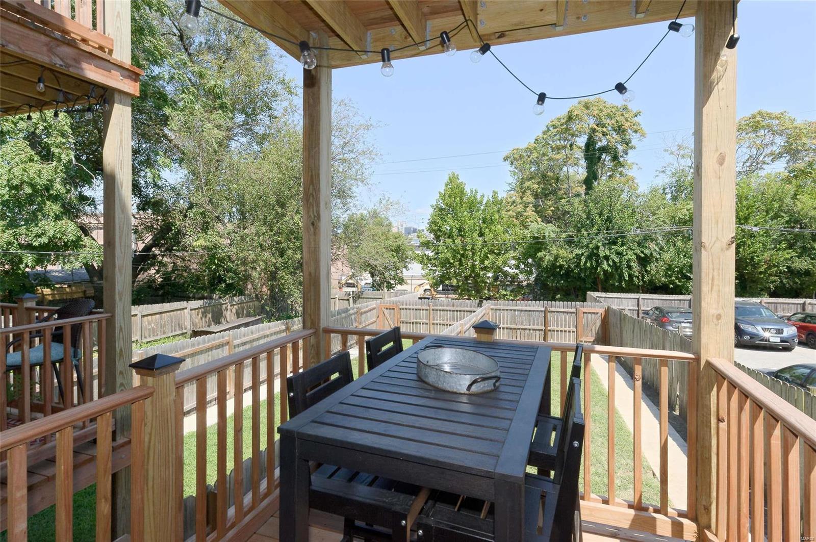 Lafayette Square - Residential