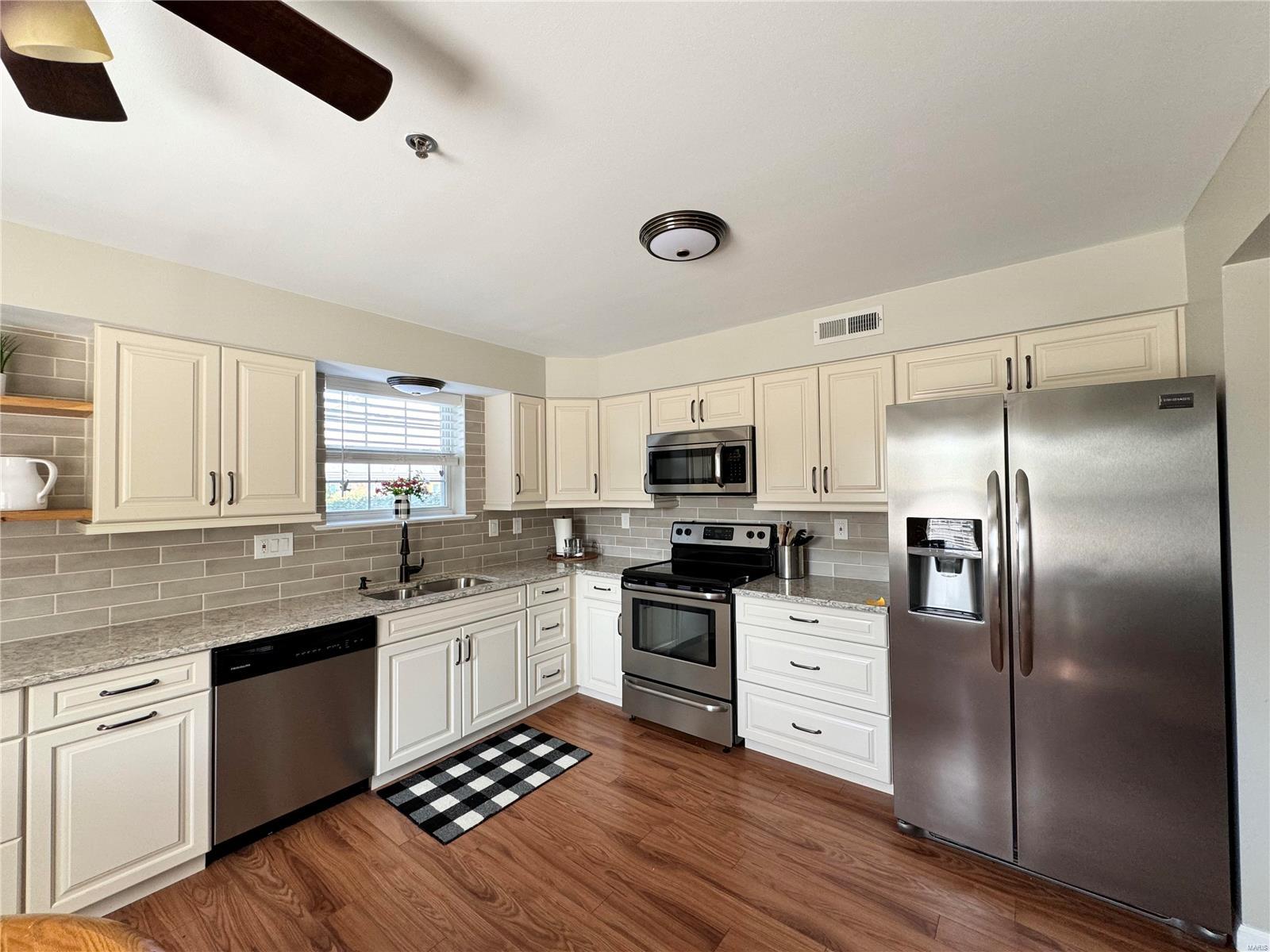 Grantwood Place Condo - Residential