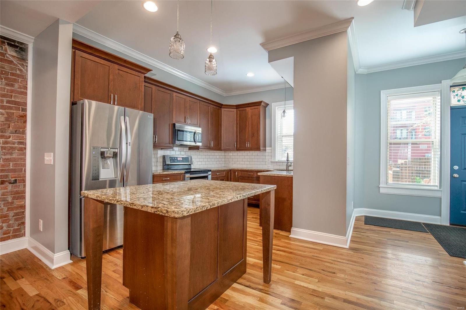 1800 Rutger Street - Residential