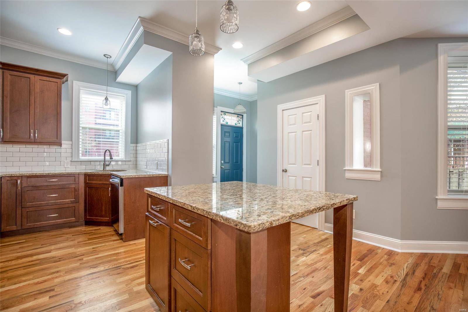 1800 Rutger Street - Residential