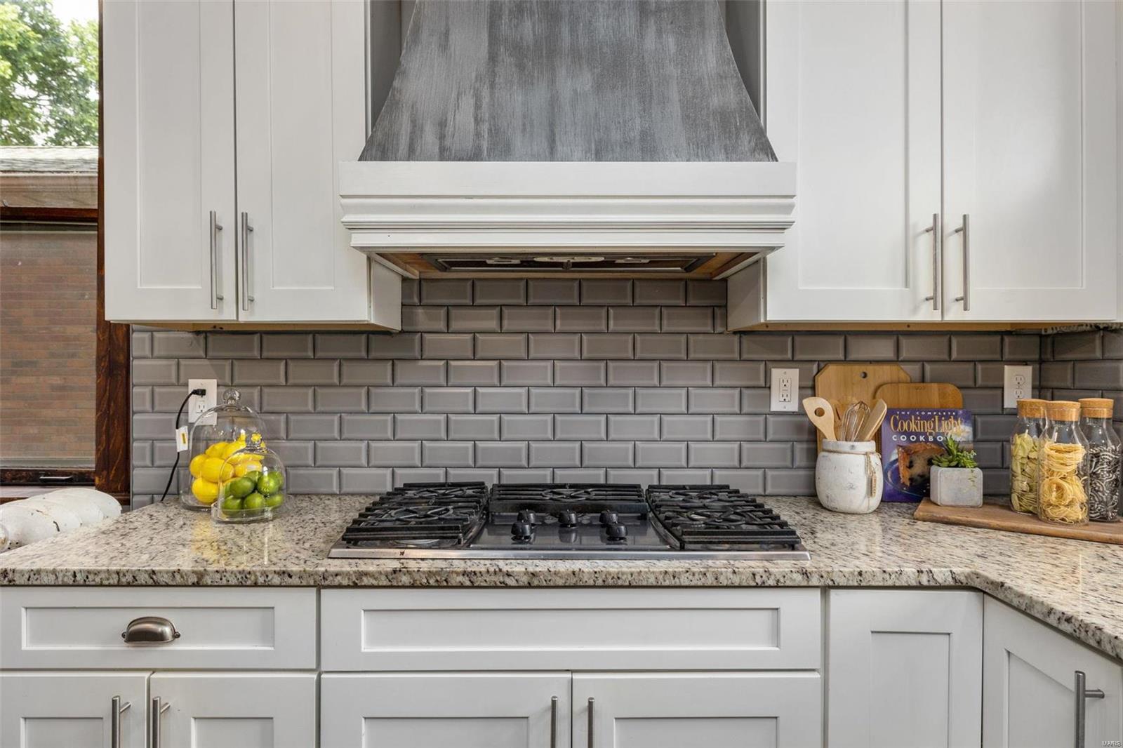 Shaw's Flora Boulevard Sub - Residential