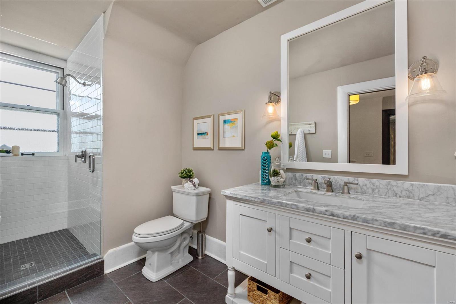 Shaw's Flora Boulevard Sub - Residential