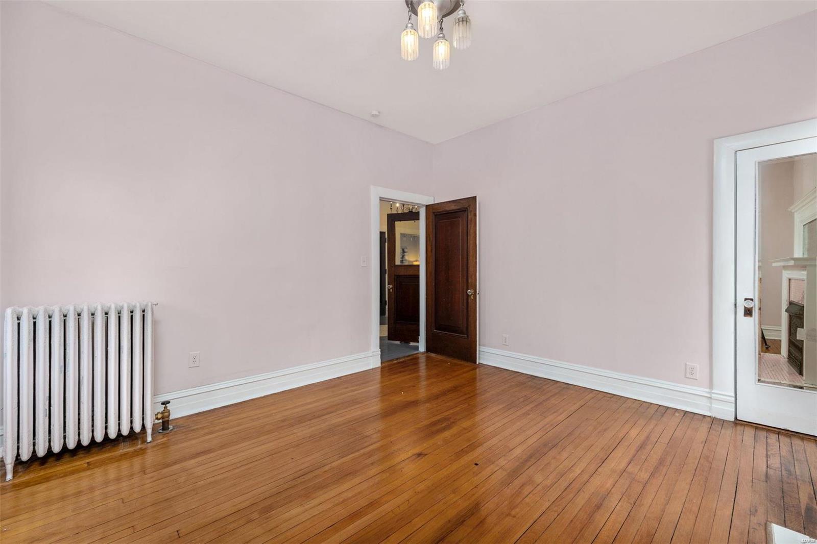 Shaw's Flora Boulevard Sub - Residential