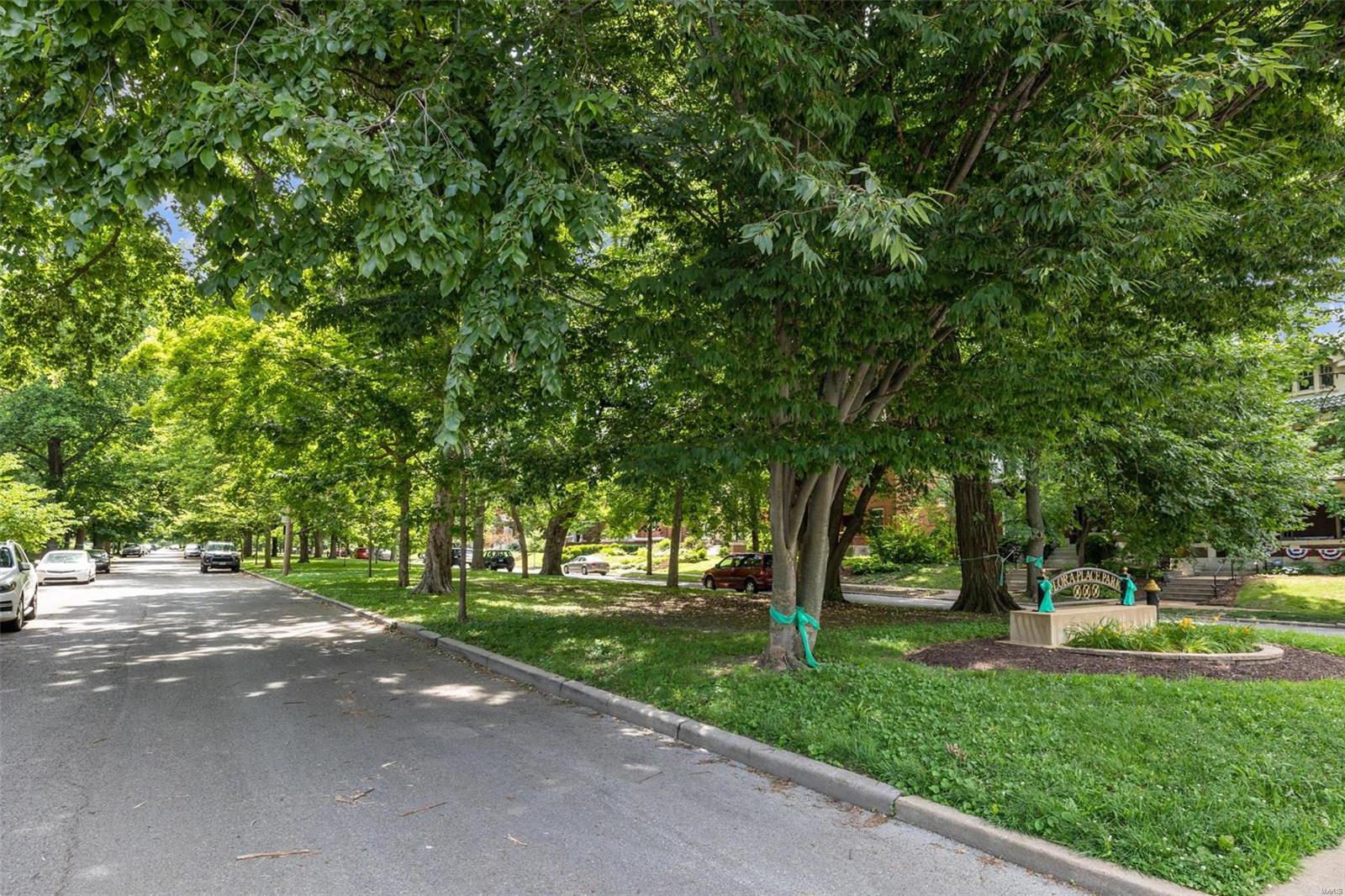 Shaw's Flora Boulevard Sub - Residential