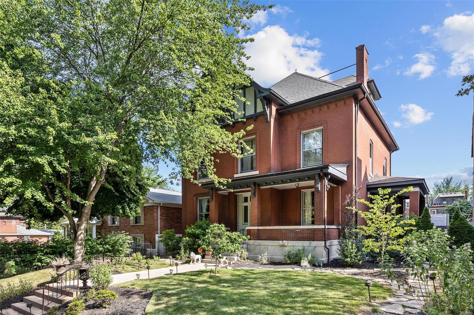 Shaw's Flora Boulevard Sub - Residential