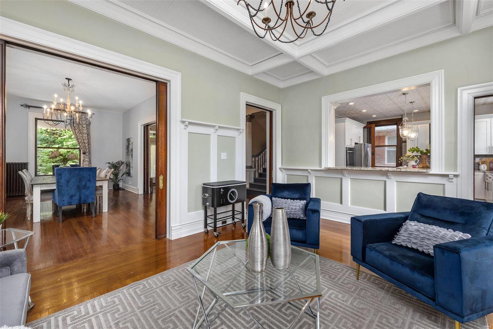 Shaw's Flora Boulevard Sub - Residential