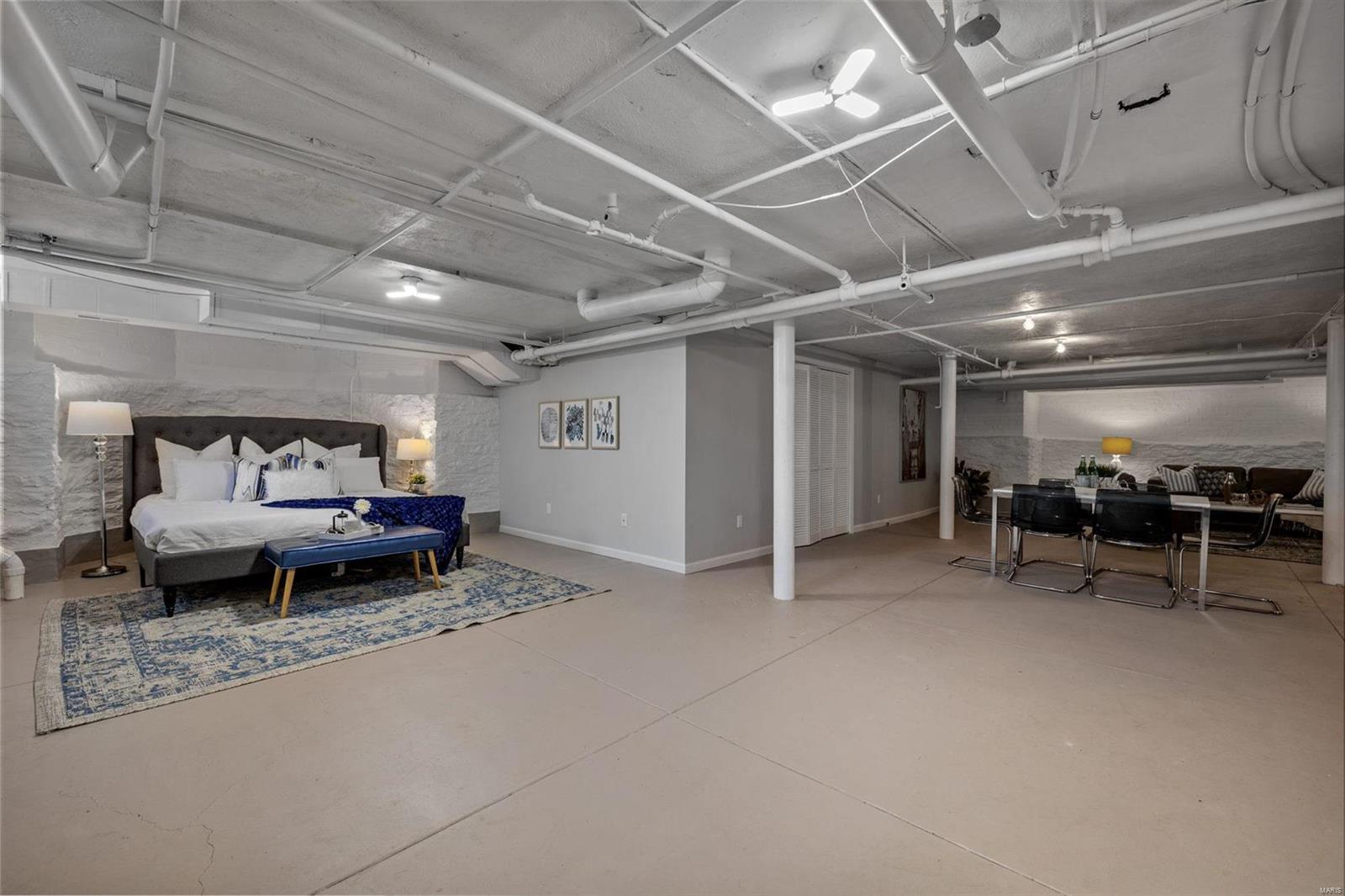 Shaw's Flora Boulevard Sub - Residential