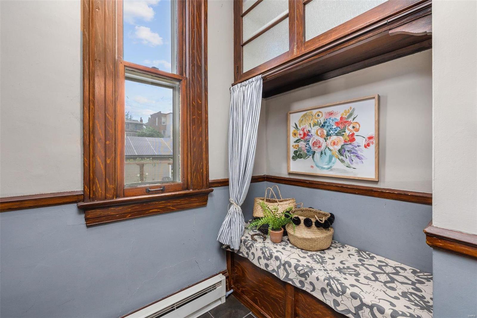 Shaw's Flora Boulevard Sub - Residential