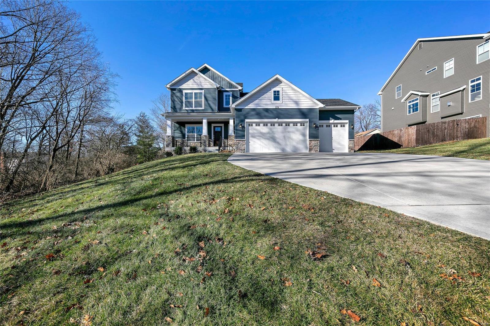 791 North Ballas Road Lt Split - Residential