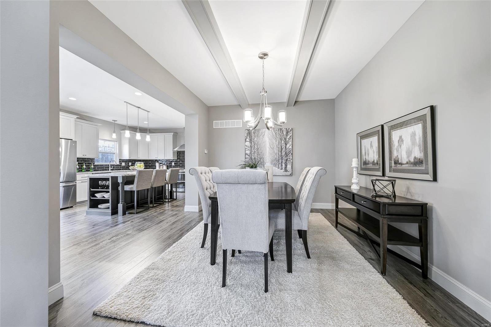 791 North Ballas Road Lt Split - Residential