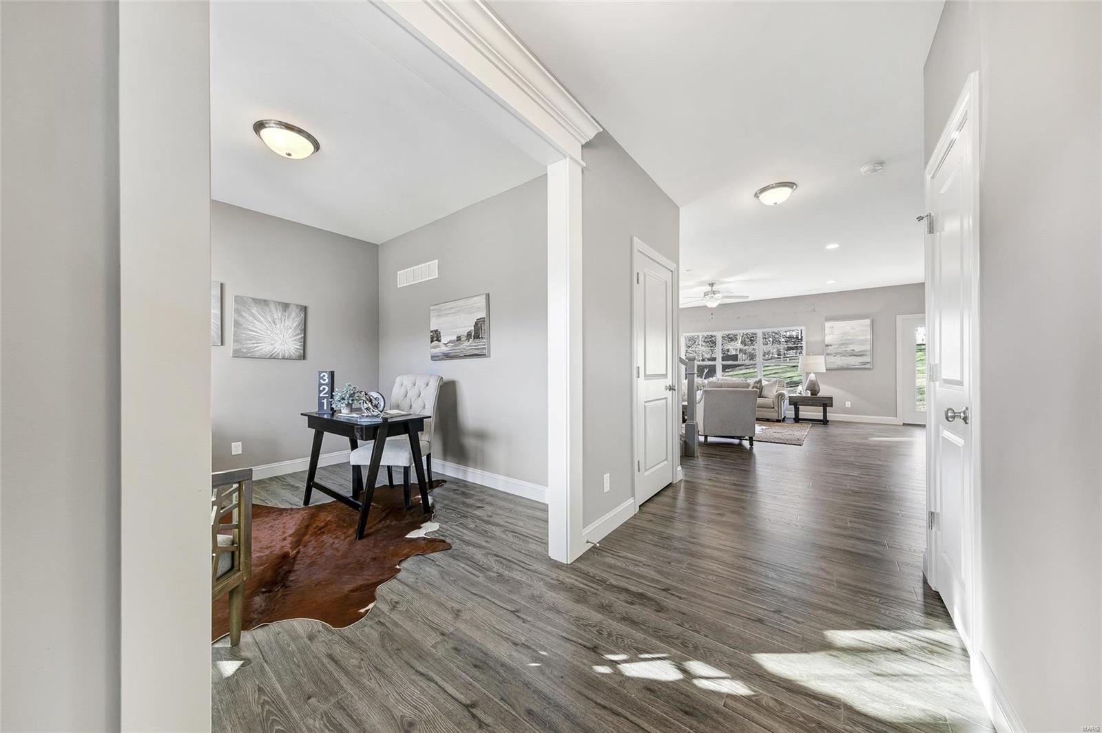 791 North Ballas Road Lt Split - Residential