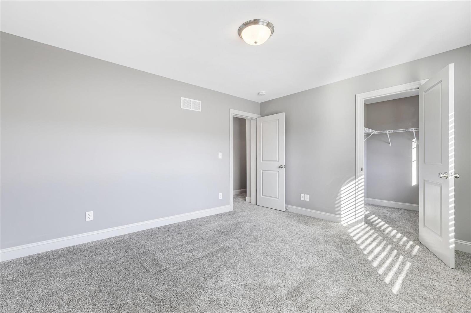 791 North Ballas Road Lt Split - Residential