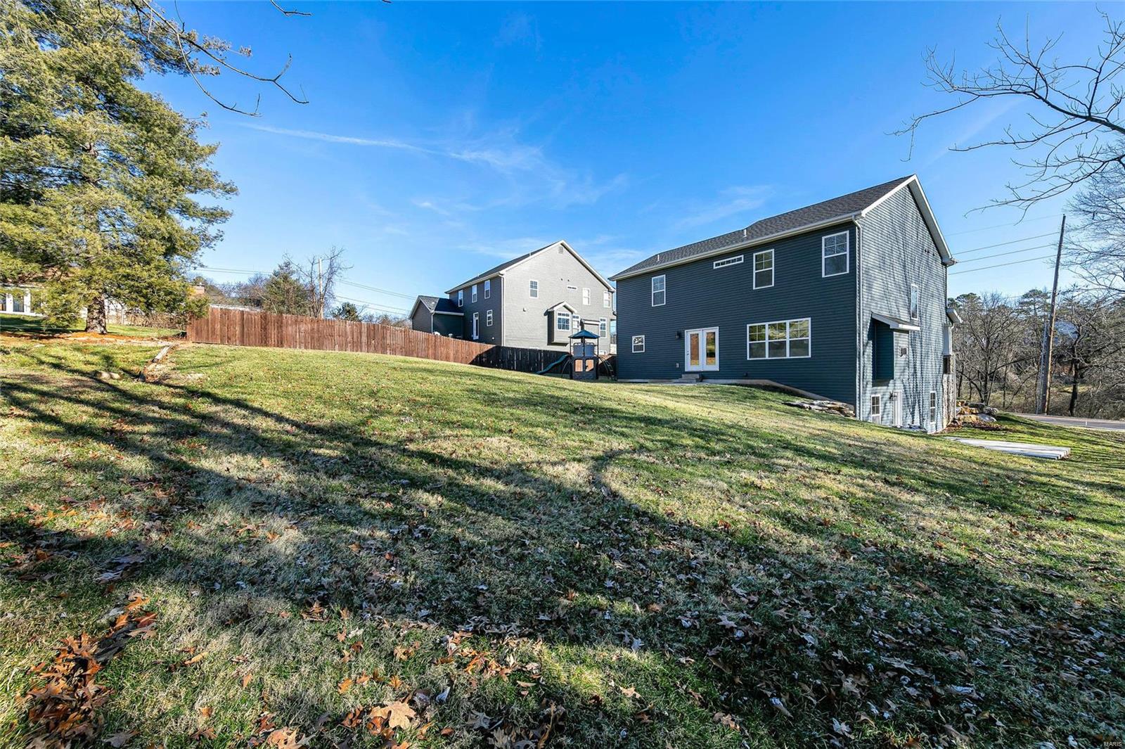 791 North Ballas Road Lt Split - Residential