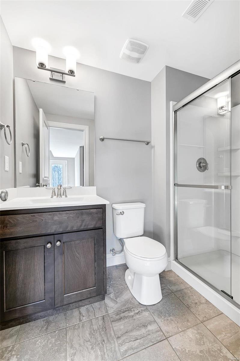 791 North Ballas Road Lt Split - Residential