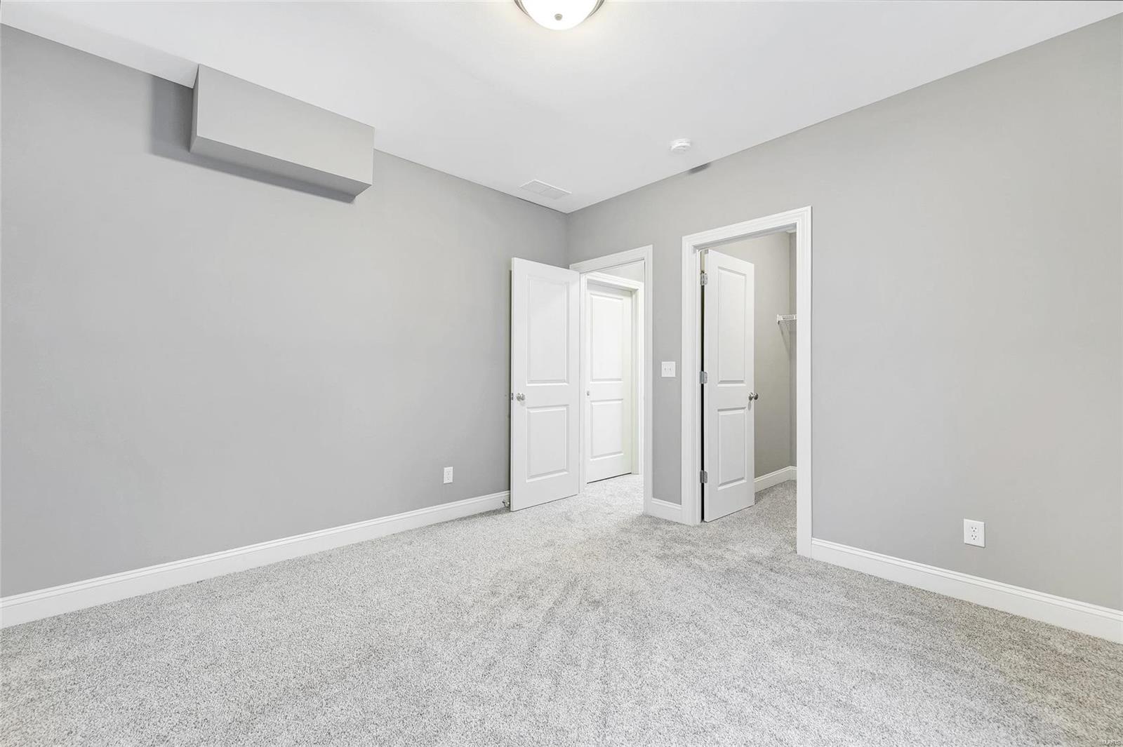 791 North Ballas Road Lt Split - Residential