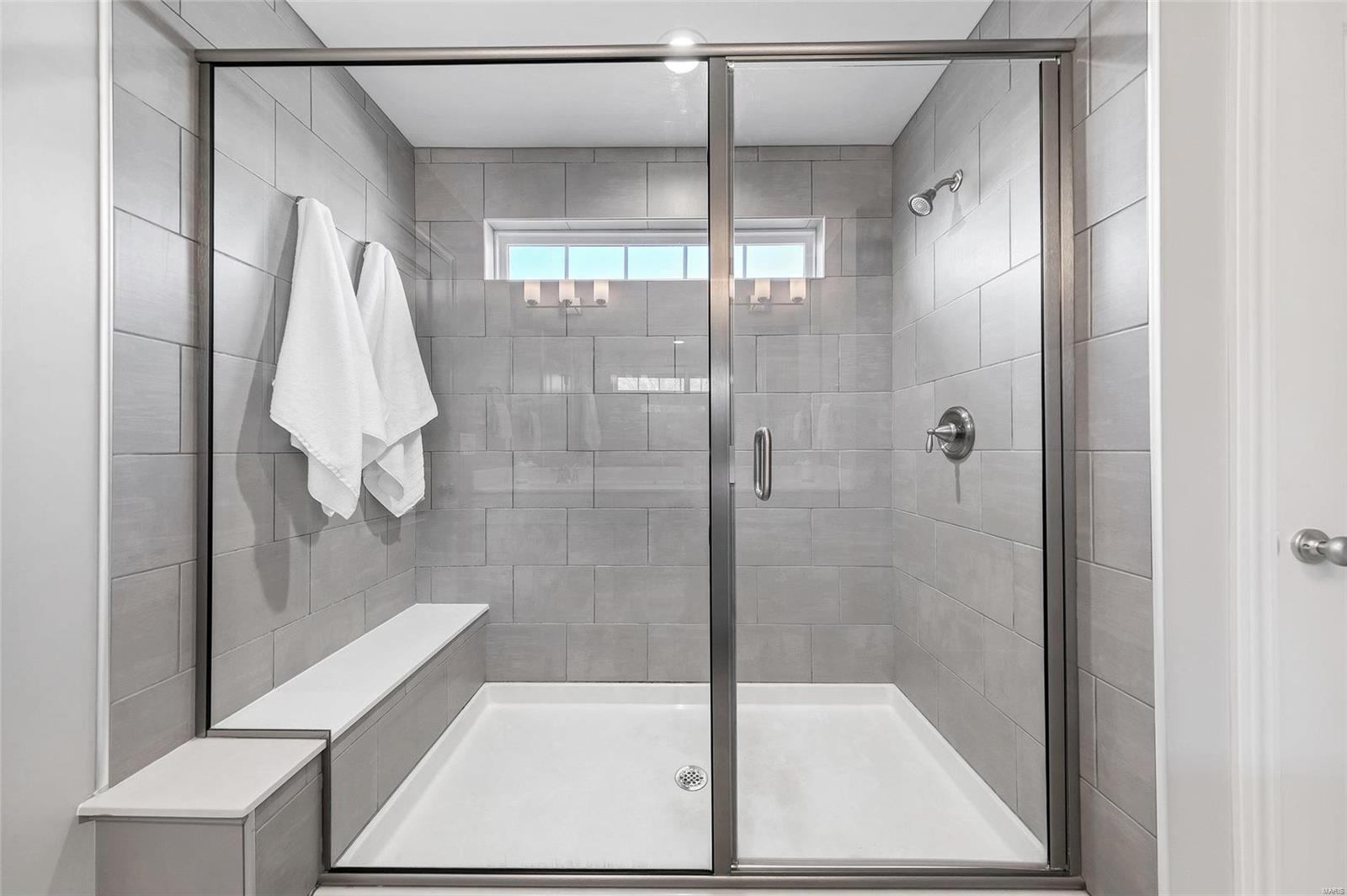 791 North Ballas Road Lt Split - Residential