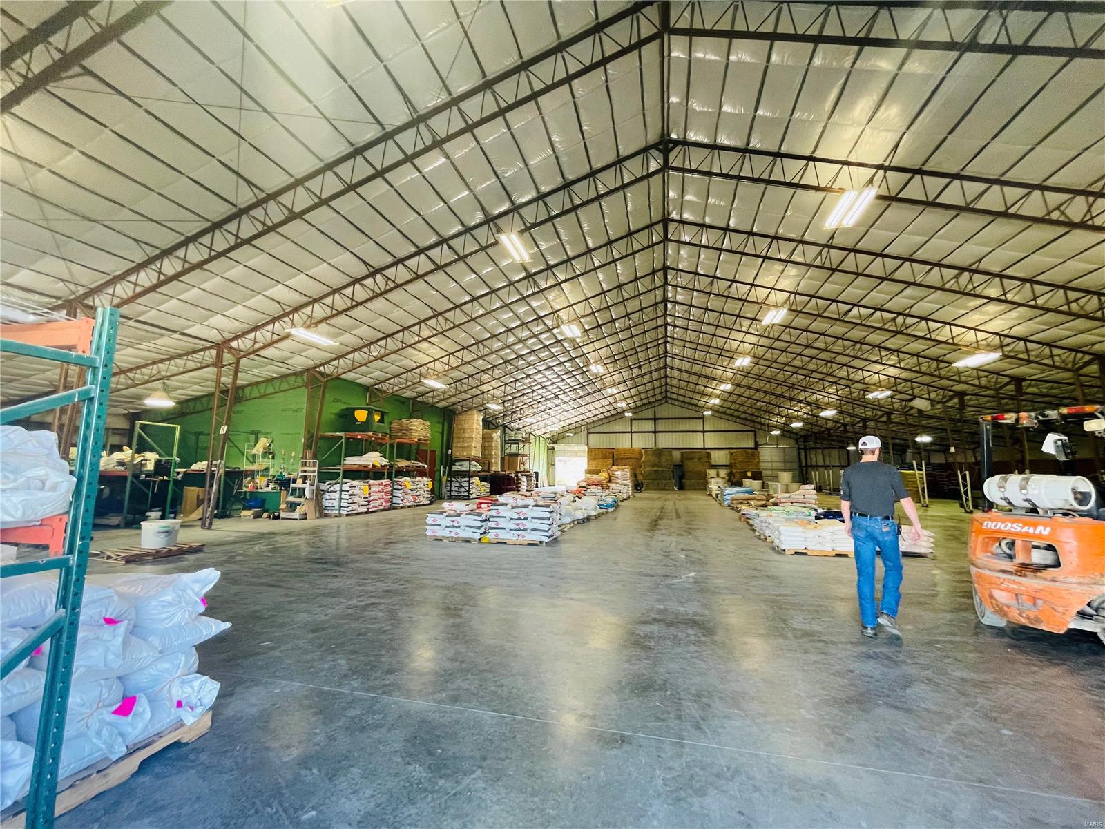 NA - Commercial Sale