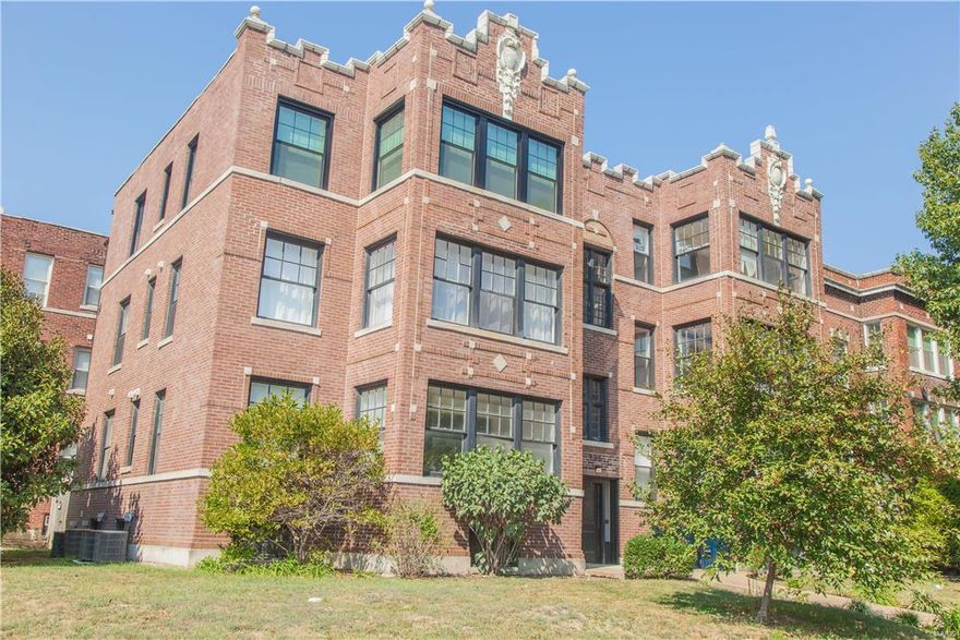 Bright and beautifully renovated, this 1 bedroom 1 bathroom first floor condo is just steps from the Delmar Loop!! That means dozens of restaurants, bars, and entertainment venues within walking distance! Hardwood flooring, luxurious stone countertops, and stainless steel appliances will make you proud to call this condo home. Bonus area off of living room with many windows to let in sunlight. Bedroom features a spacious double closet. Bathroom also features a new washer and dryer- no need to leave your condo to do laundry! Additional storage rack in basement. Private courtyard. One off-street parking space on lot behind building in addition to street parking. Secured entry. Professionally managed. Household monthly income of at least $2,550 required. Great rental history with no previous evictions required. Good credit history required. Application fee $40. Location: Corner Location, Ground Level