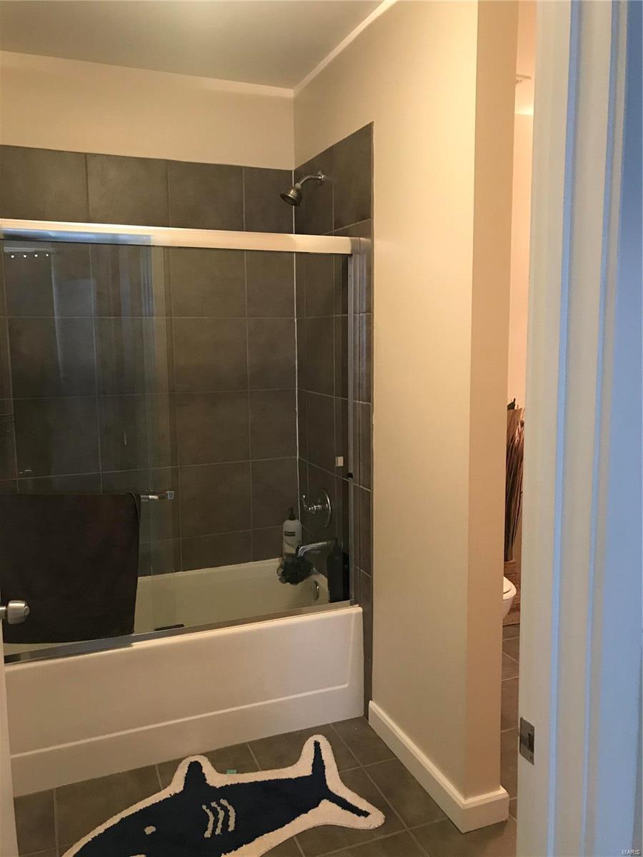 Summit Lofts A Condo Amd - Residential Lease