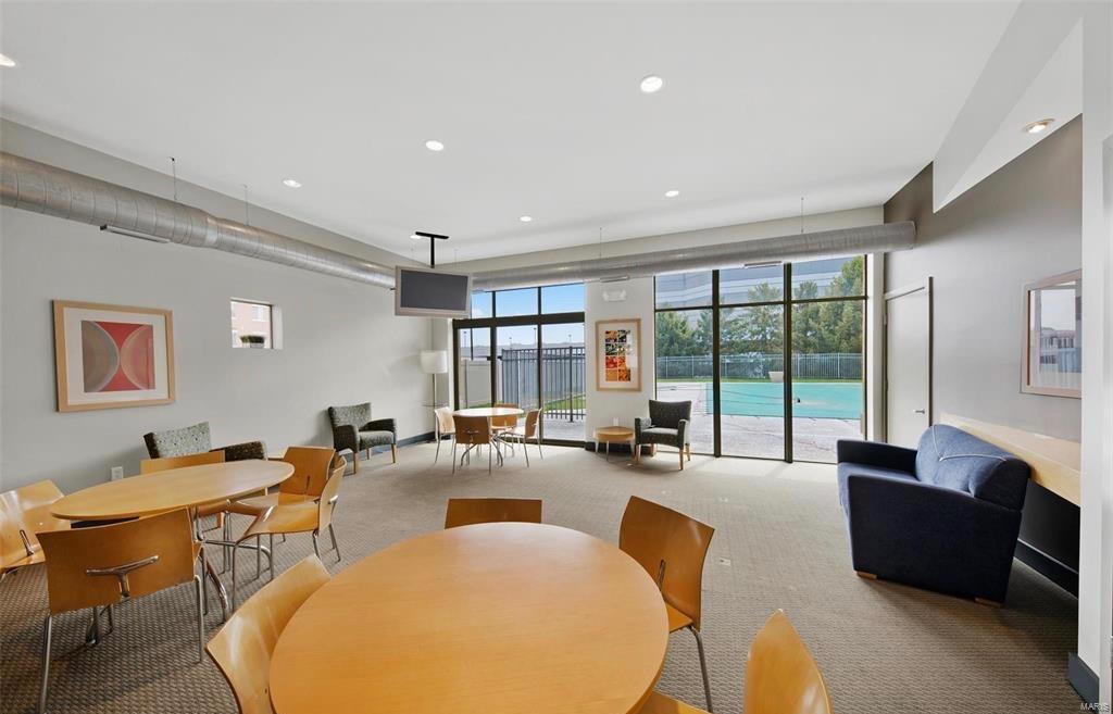 Summit Lofts A Condo Amd - Residential Lease