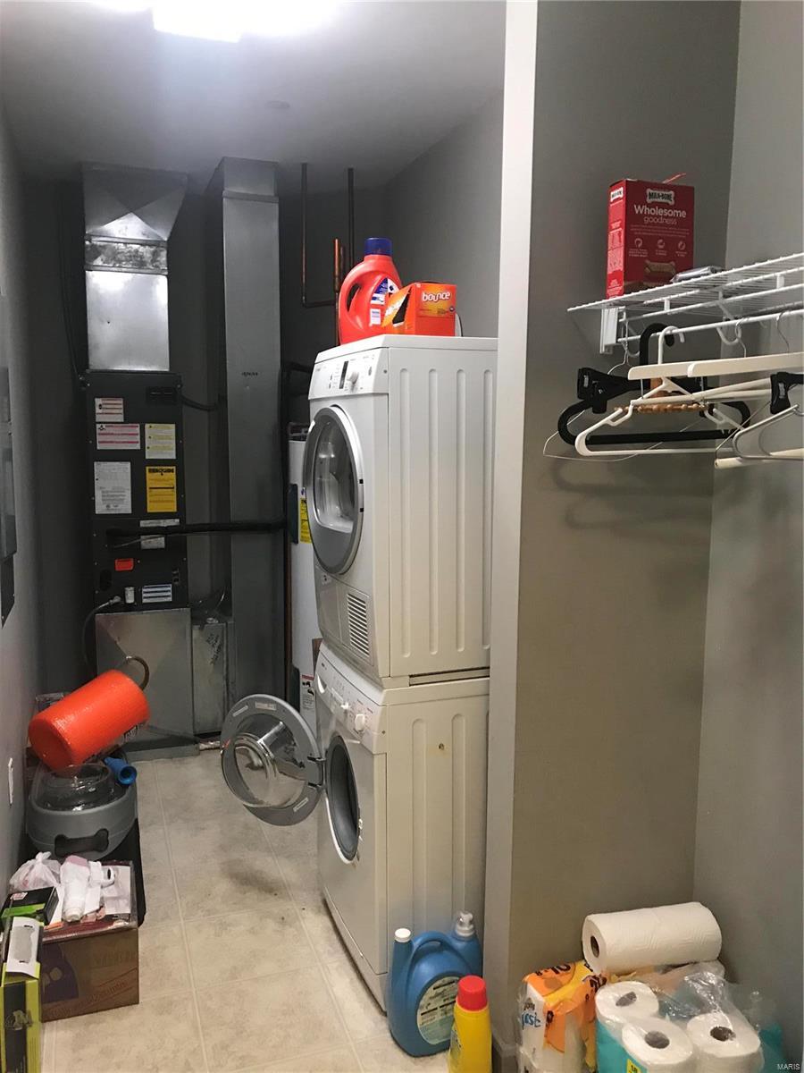 Summit Lofts A Condo Amd - Residential Lease