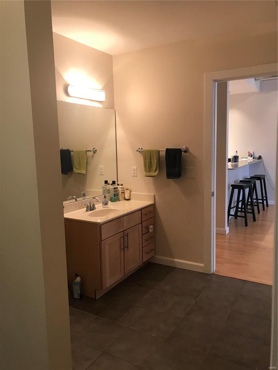 Summit Lofts A Condo Amd - Residential Lease