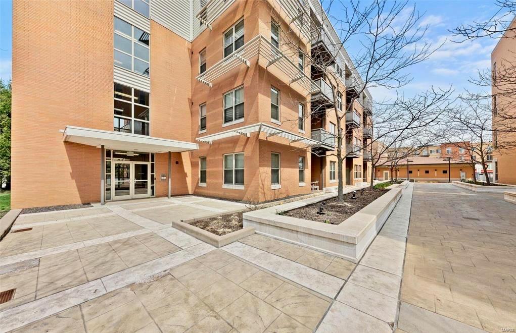 Summit Lofts A Condo Amd - Residential Lease