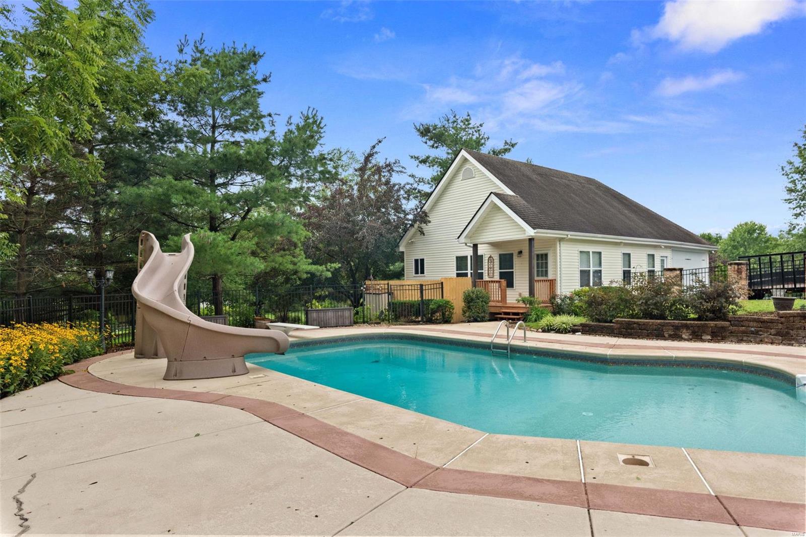 Ridgecreek Estate - Residential