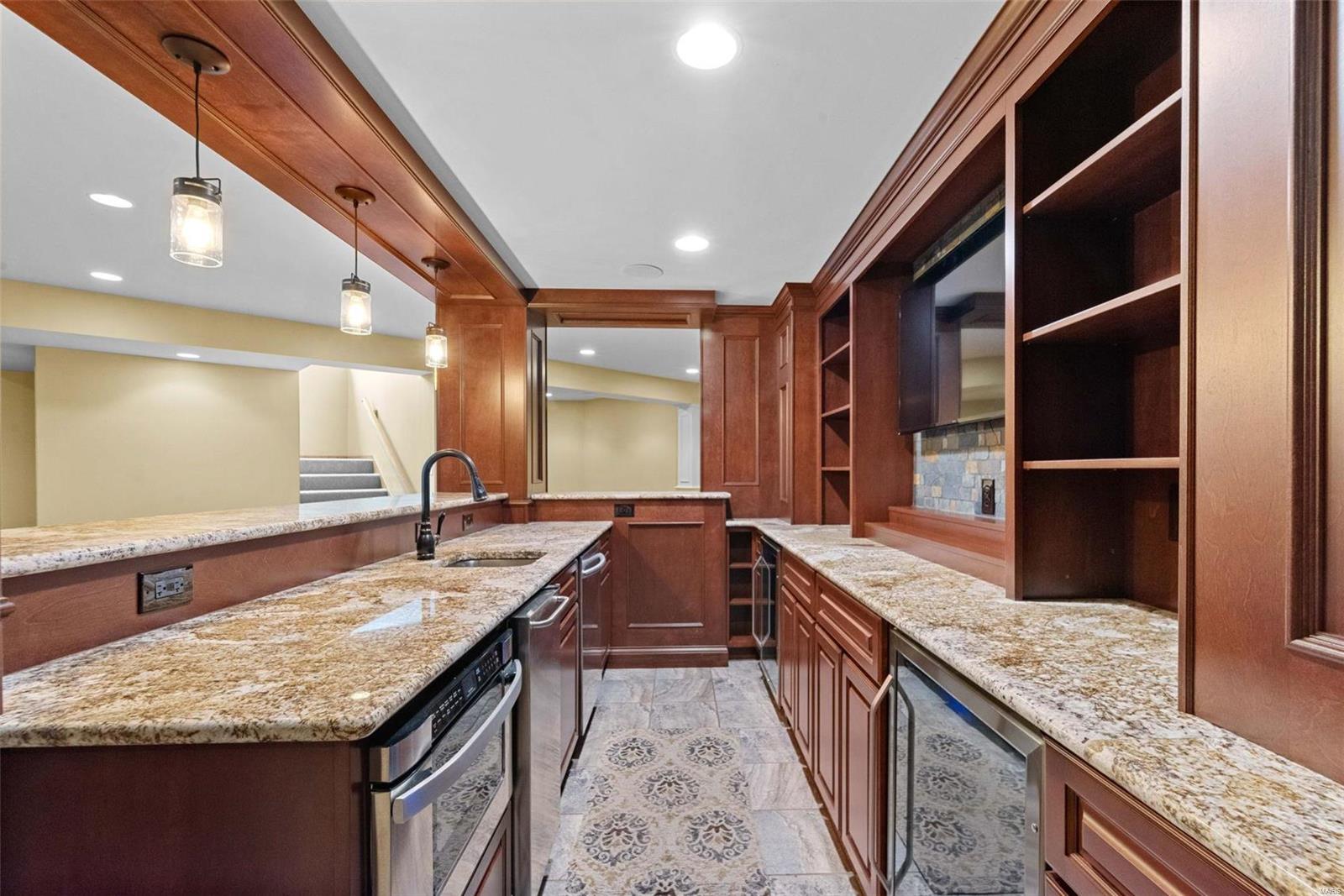 Ridgecreek Estate - Residential