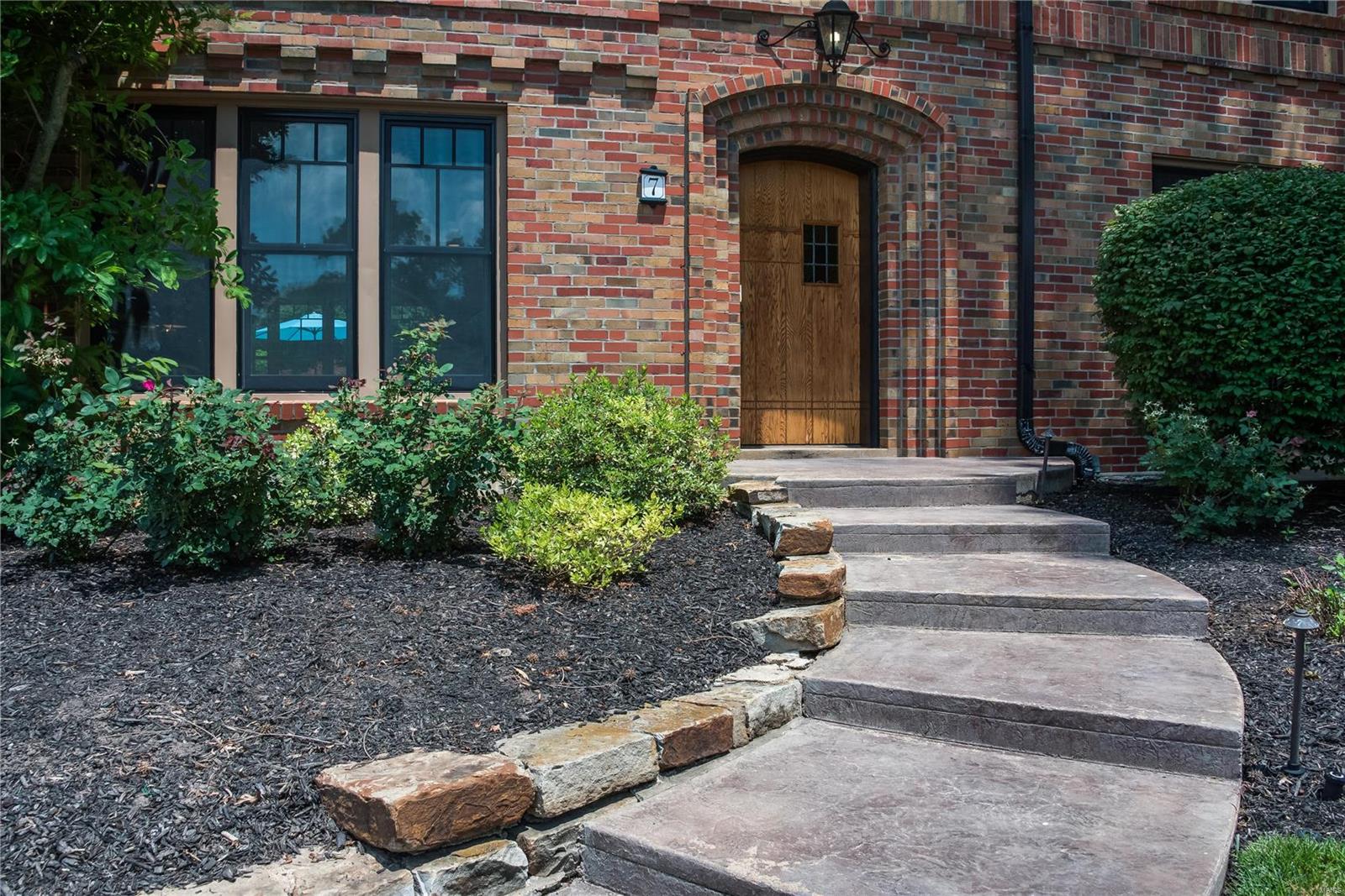 LA Hacienda - Residential