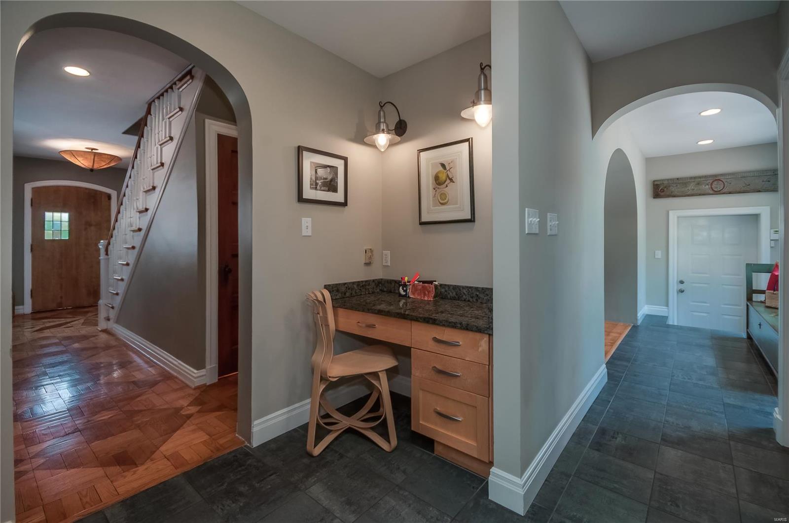 LA Hacienda - Residential