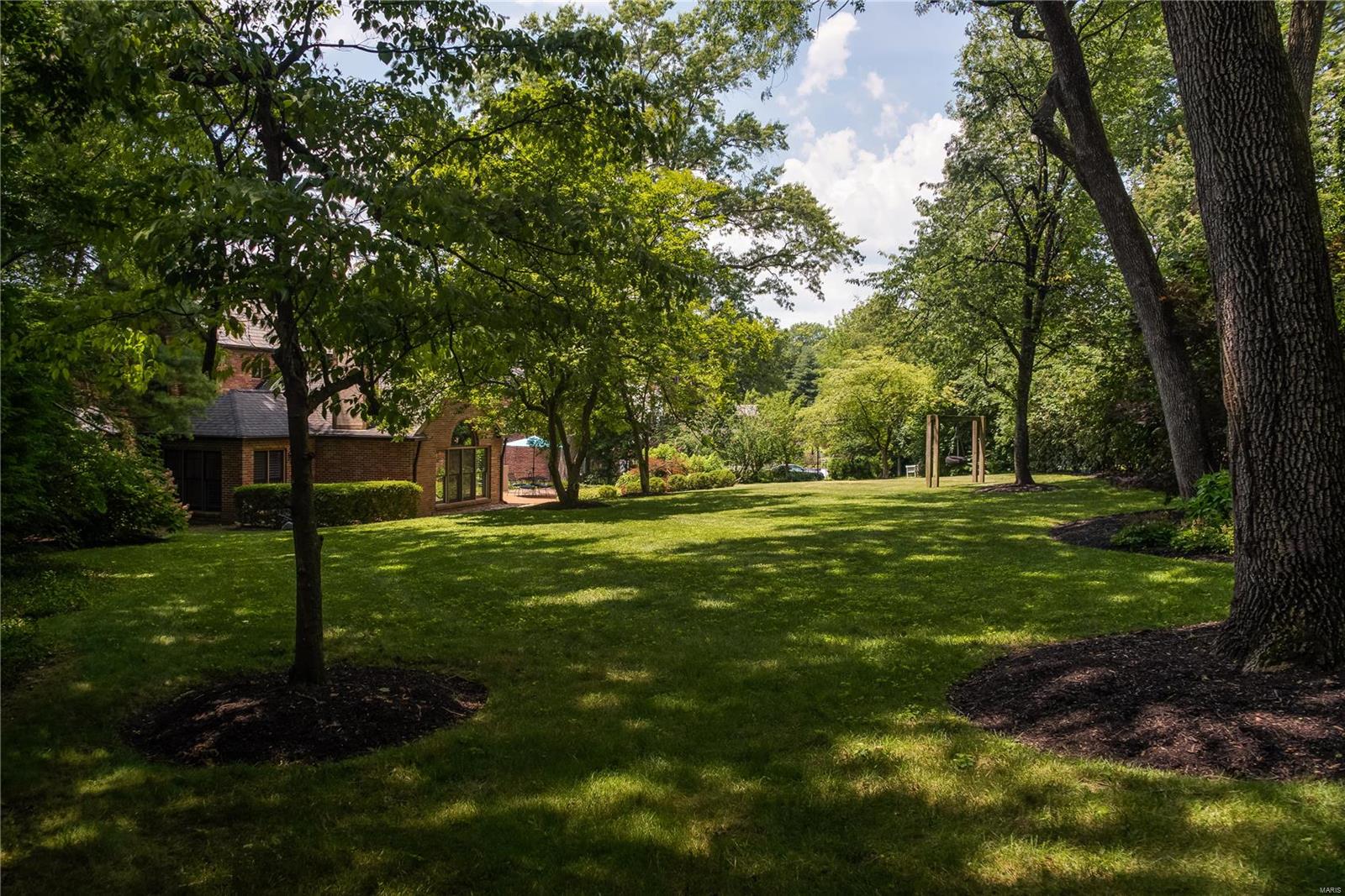 LA Hacienda - Residential