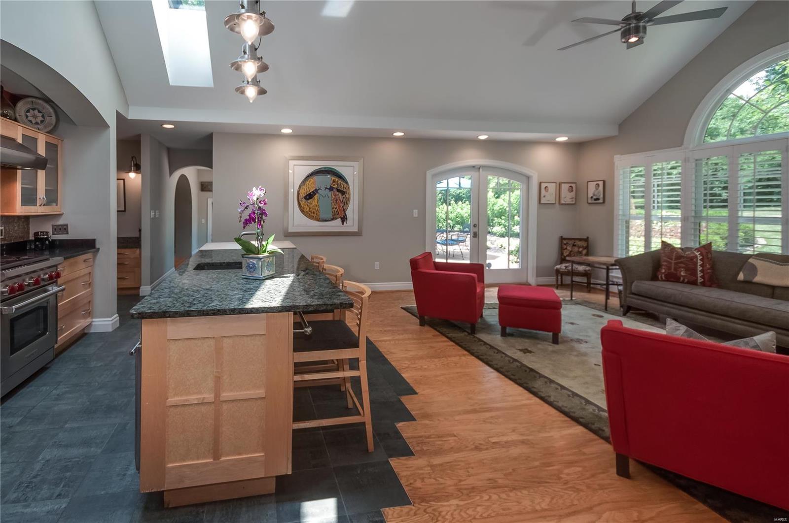 LA Hacienda - Residential