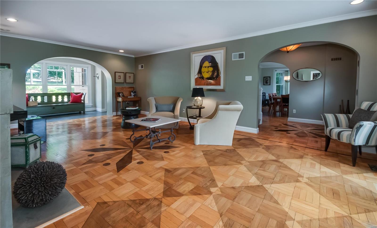 LA Hacienda - Residential