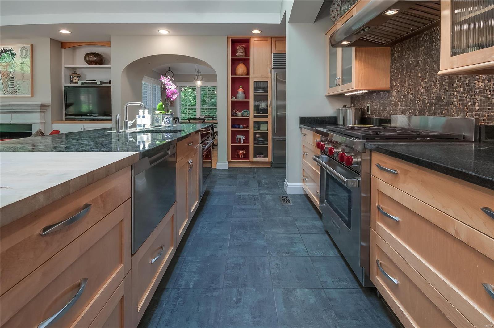 LA Hacienda - Residential