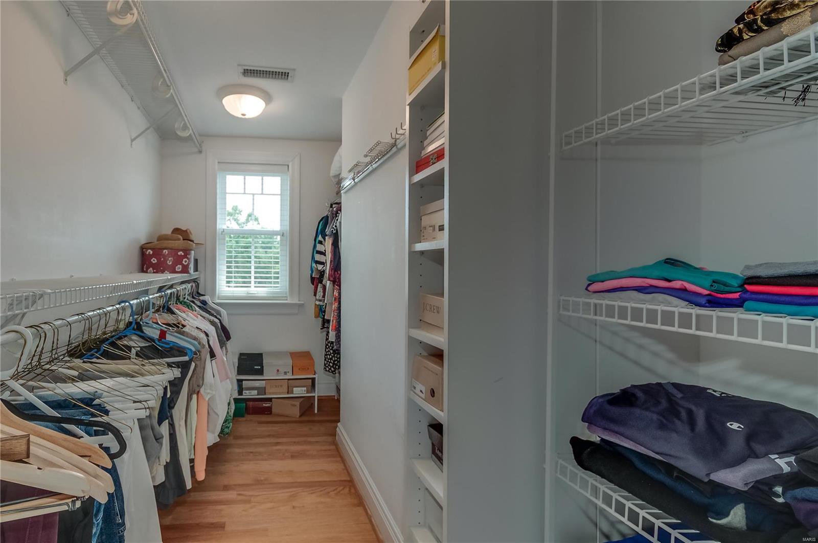 LA Hacienda - Residential