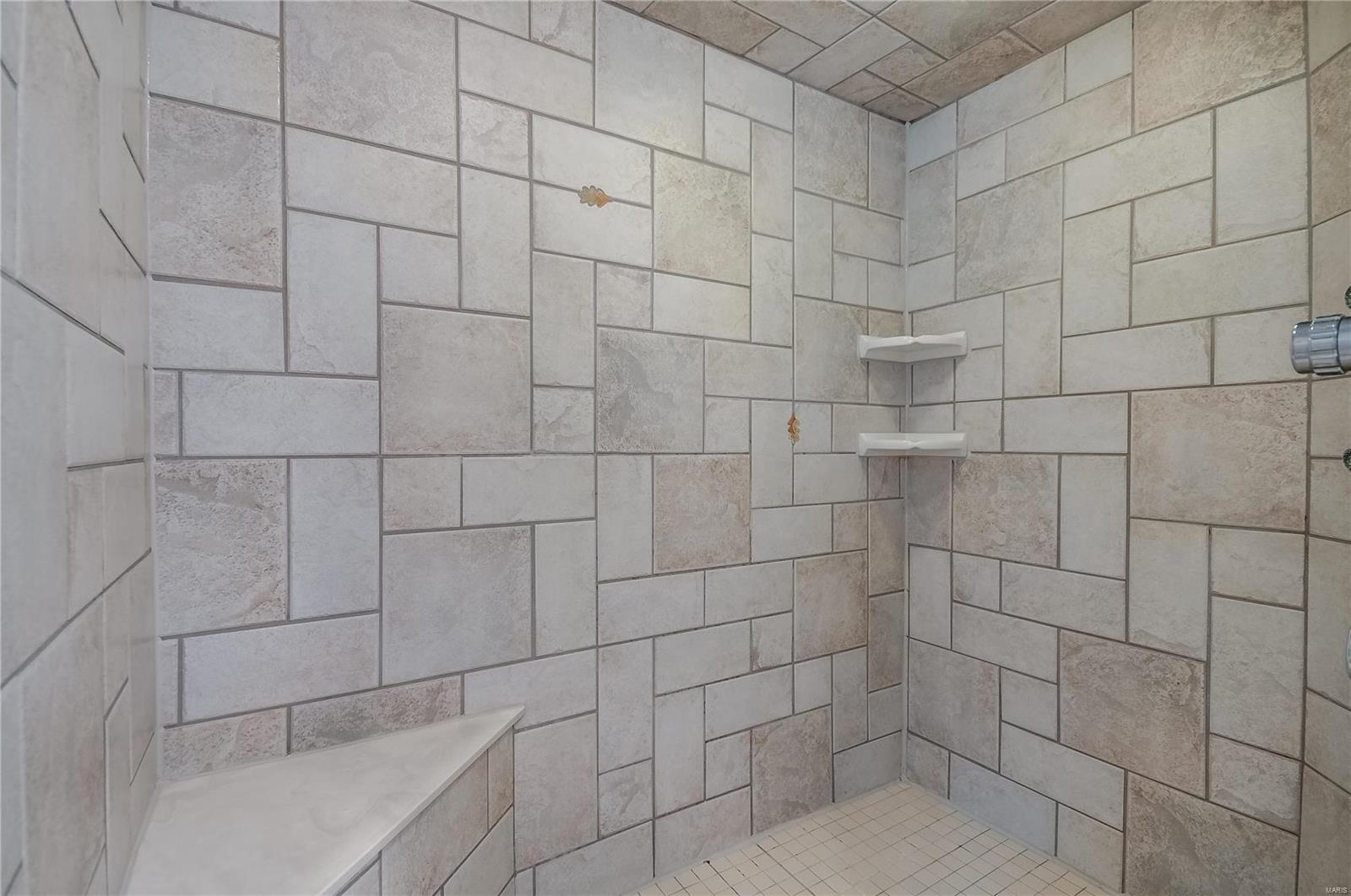 LA Hacienda - Residential