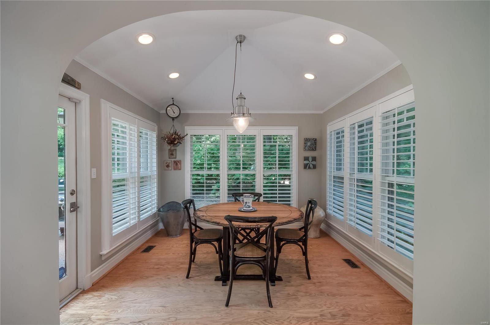 LA Hacienda - Residential