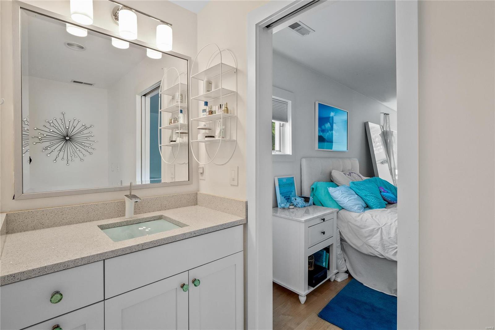 Mason Manor - Residential