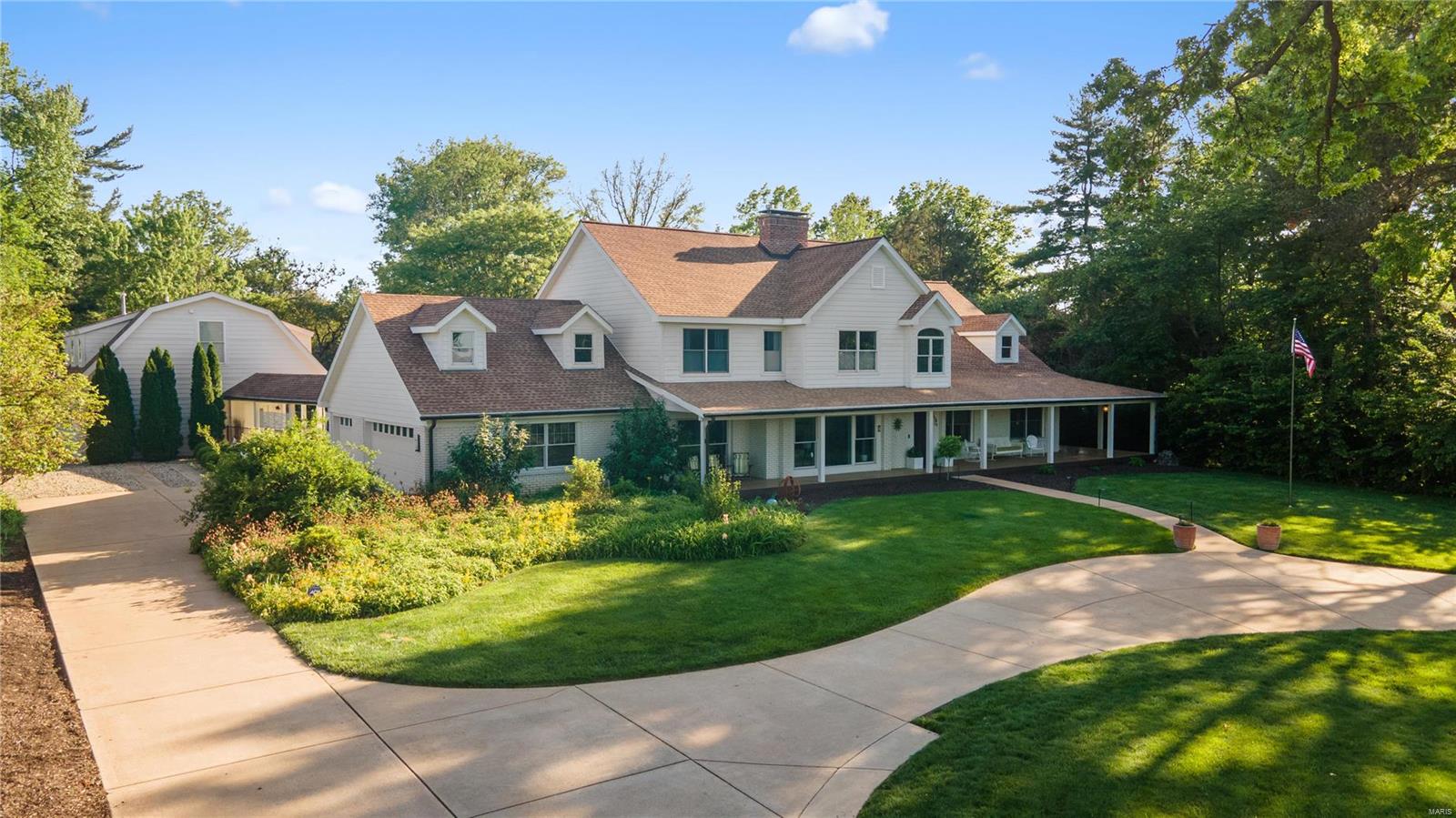 Mason Manor - Residential