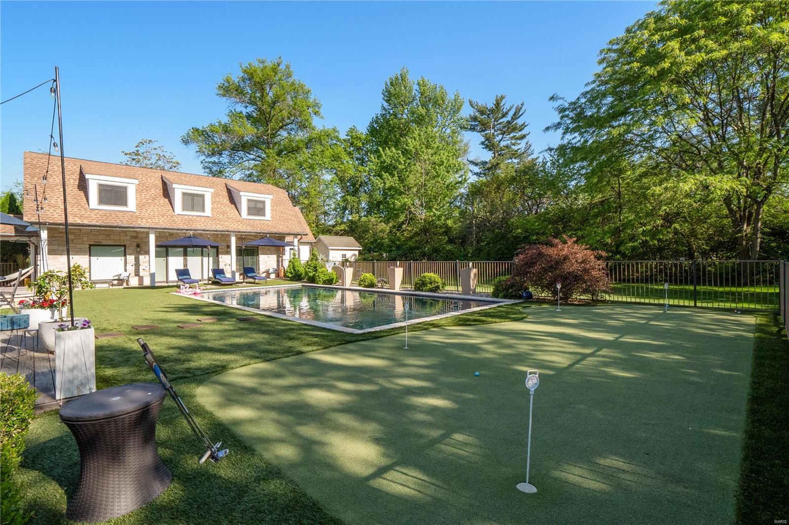 Mason Manor - Residential