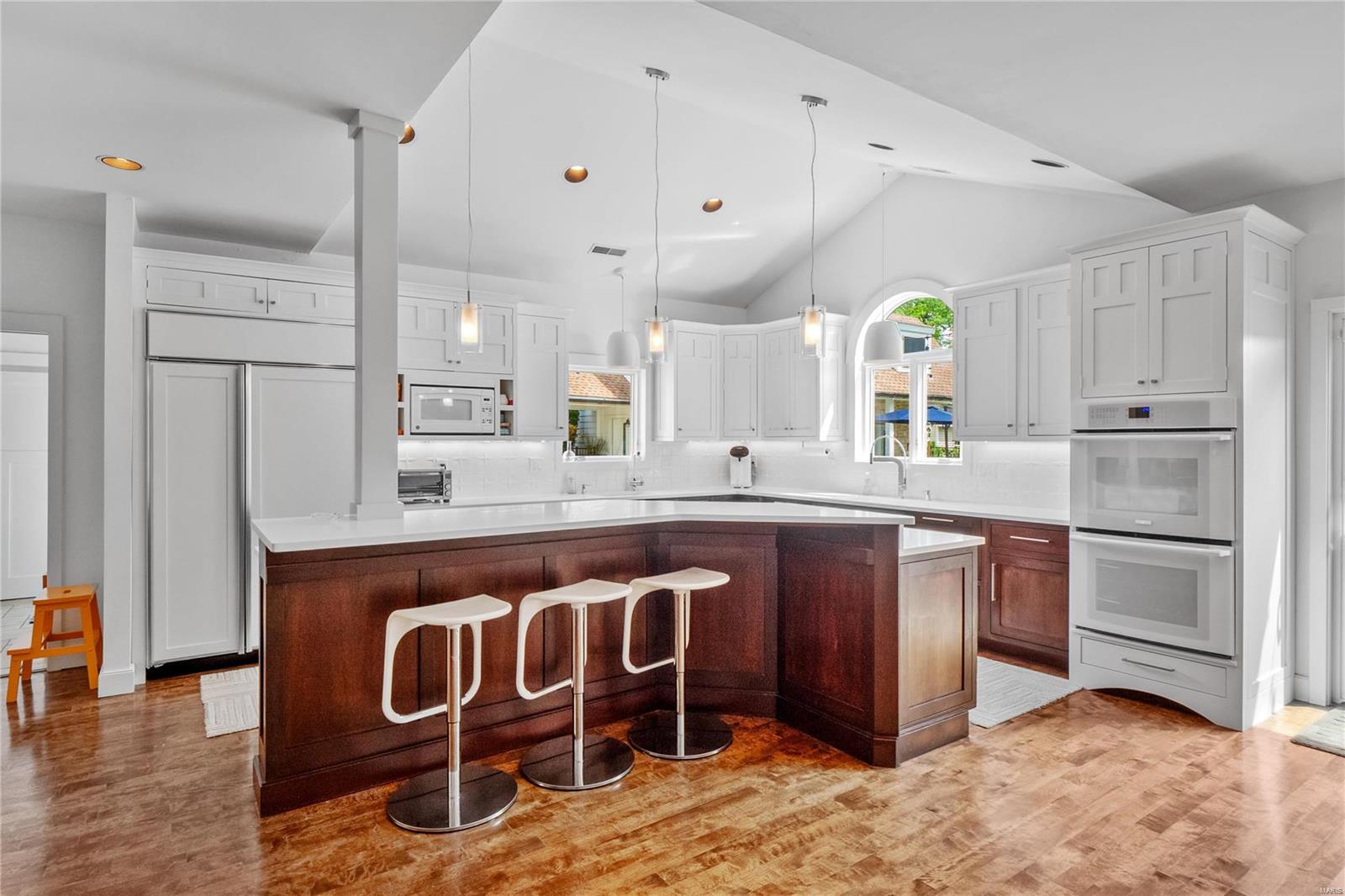 Mason Manor - Residential