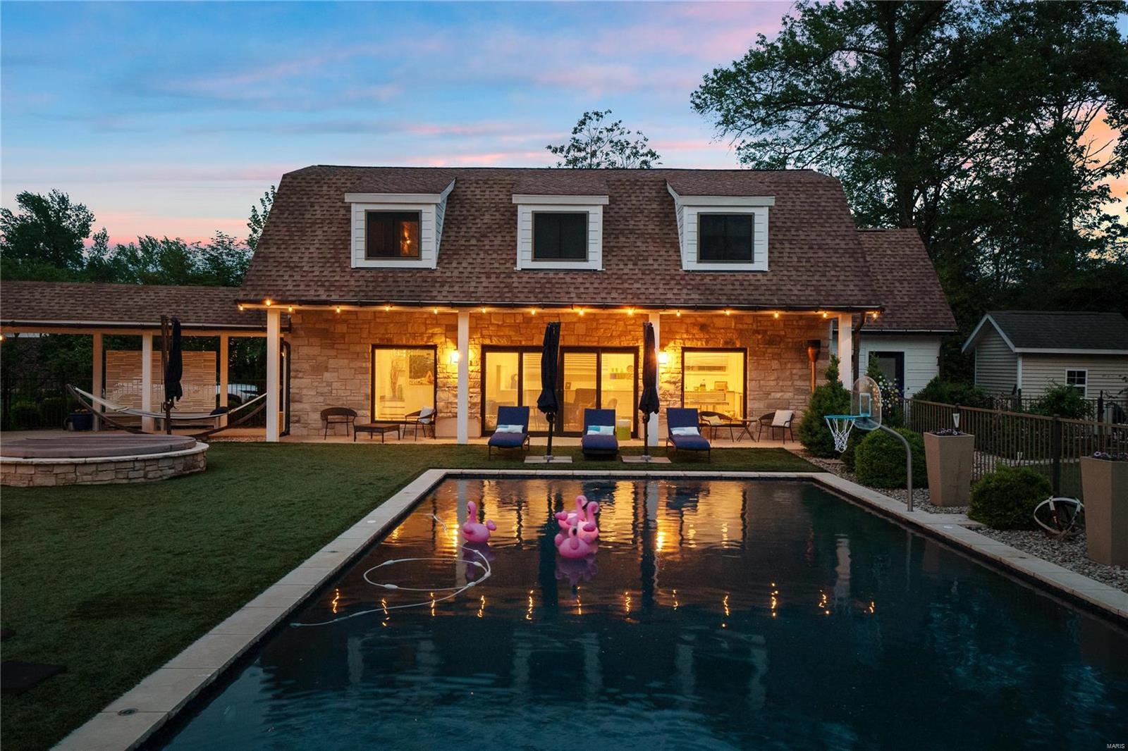 Mason Manor - Residential