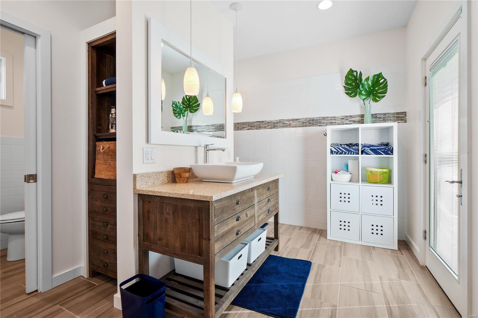 Mason Manor - Residential