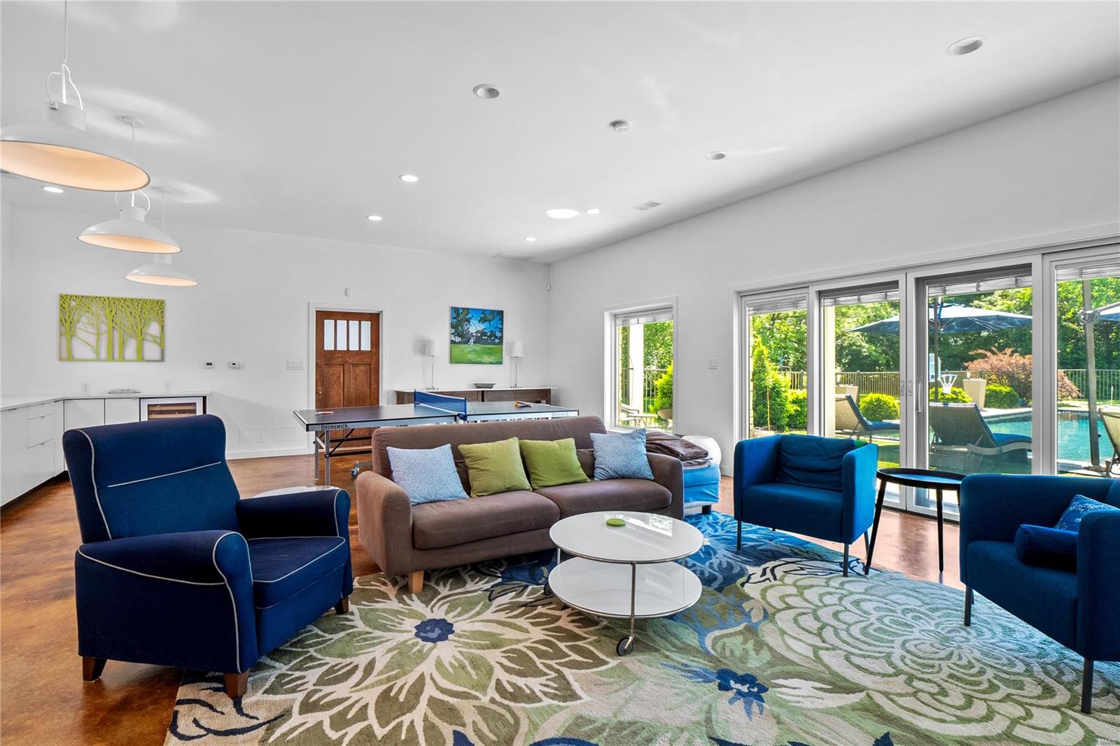 Mason Manor - Residential