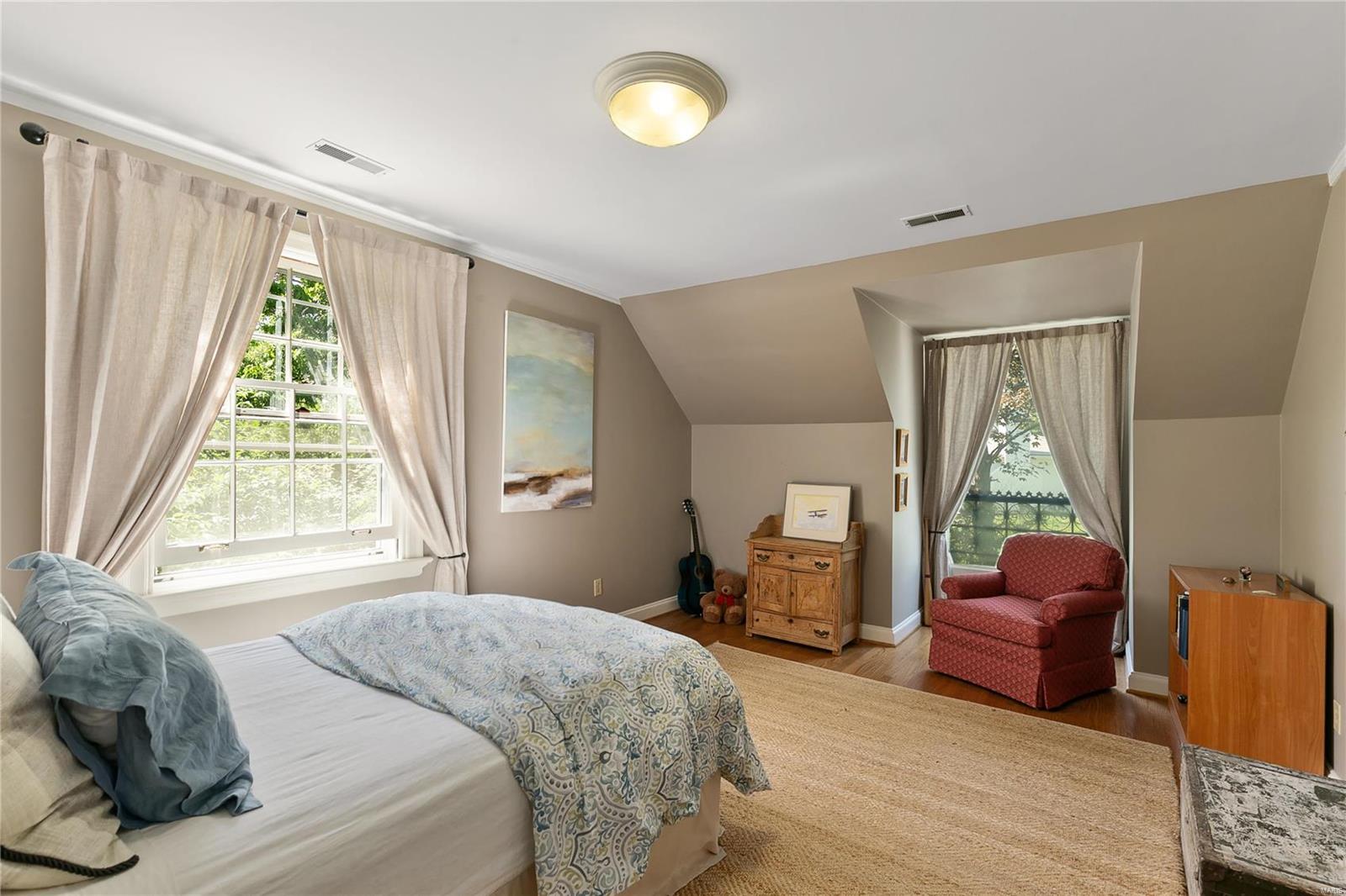 Godwin - Residential